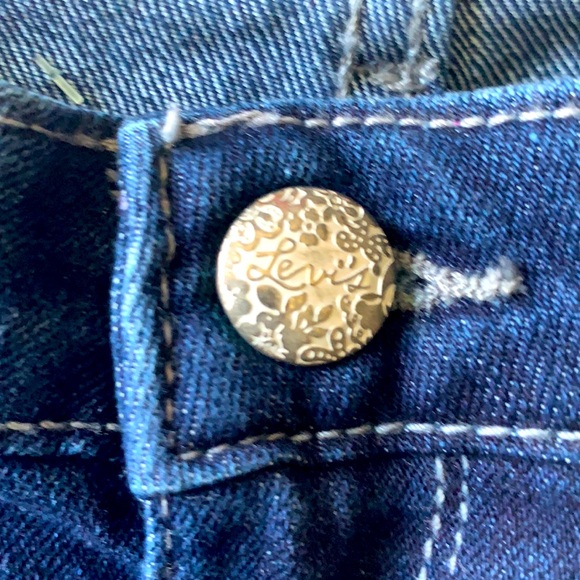 Levi’s skinny jeans for big girl - Picture 8 of 9